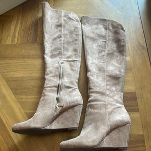Jessica Simpson boots